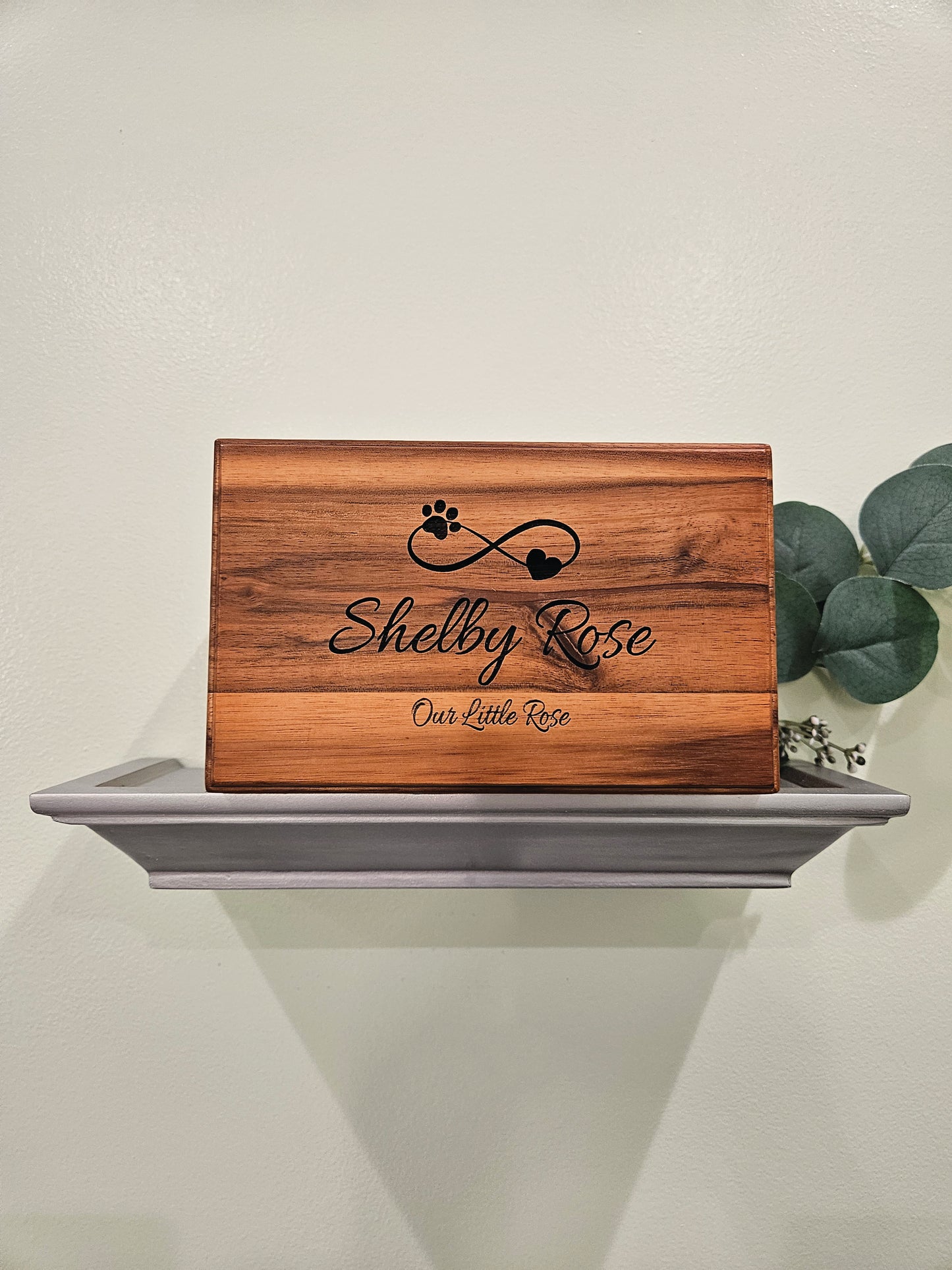 Engraving on Wood Urn